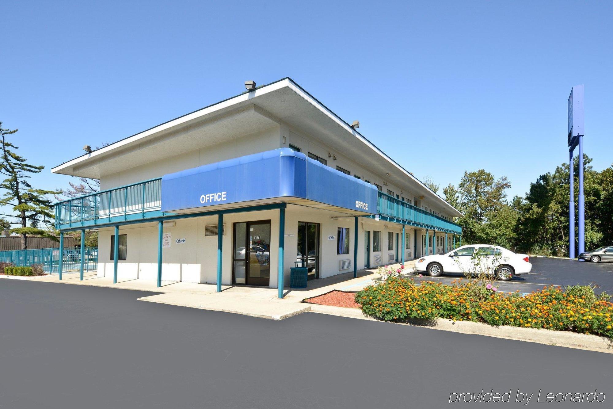 Americas Best Value Inn Battle Creek Exterior photo